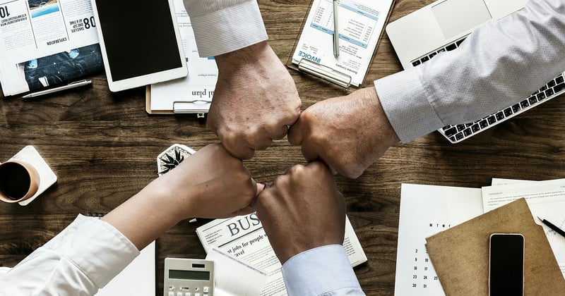 Gestion, RH, finances et stratégie : tenir les quatre ensemble